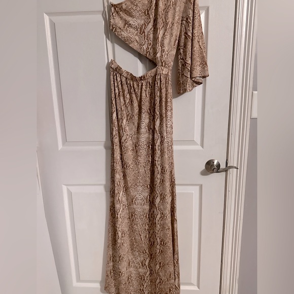 L'AGENCE Fontana Cut-Out Maxi Dress •Size Small• NWT • - Picture 6 of 7